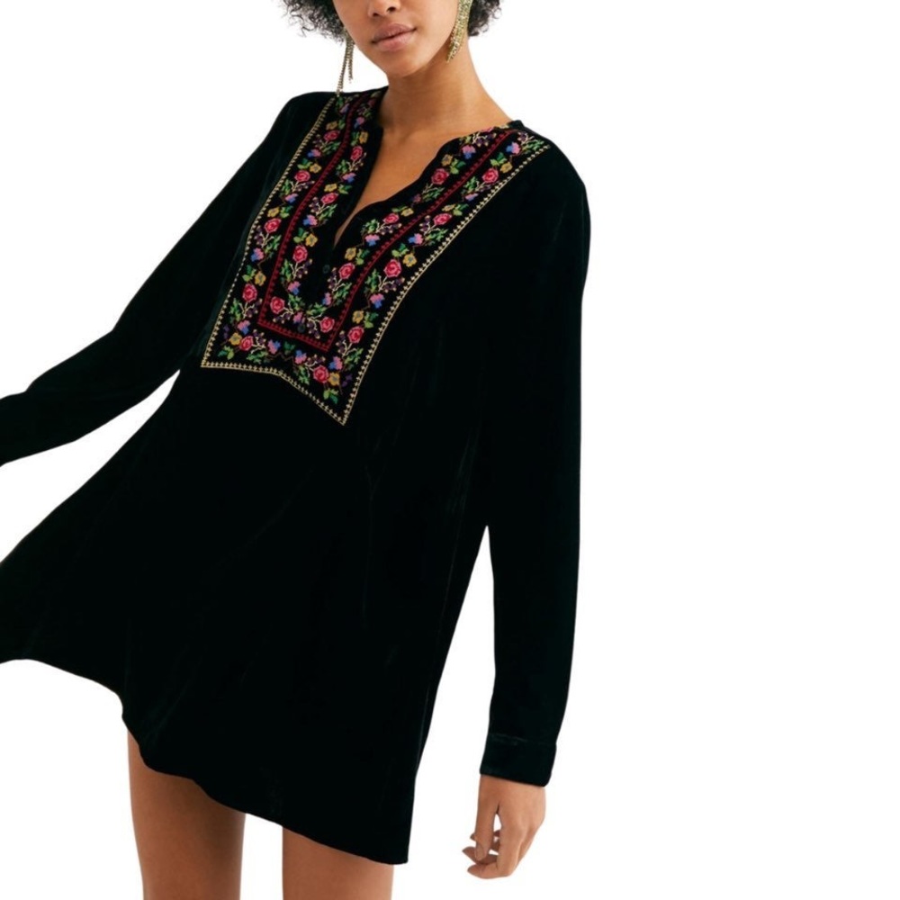 Free people dress only worn once!
